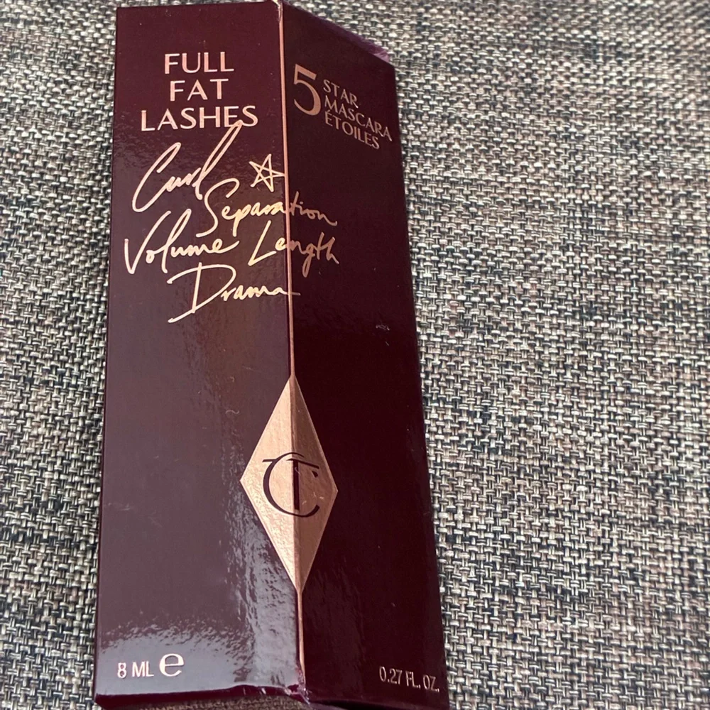 Breathtaking Lashes! Charlotte Tilbury Full Fat Lashes Mascara 8ml